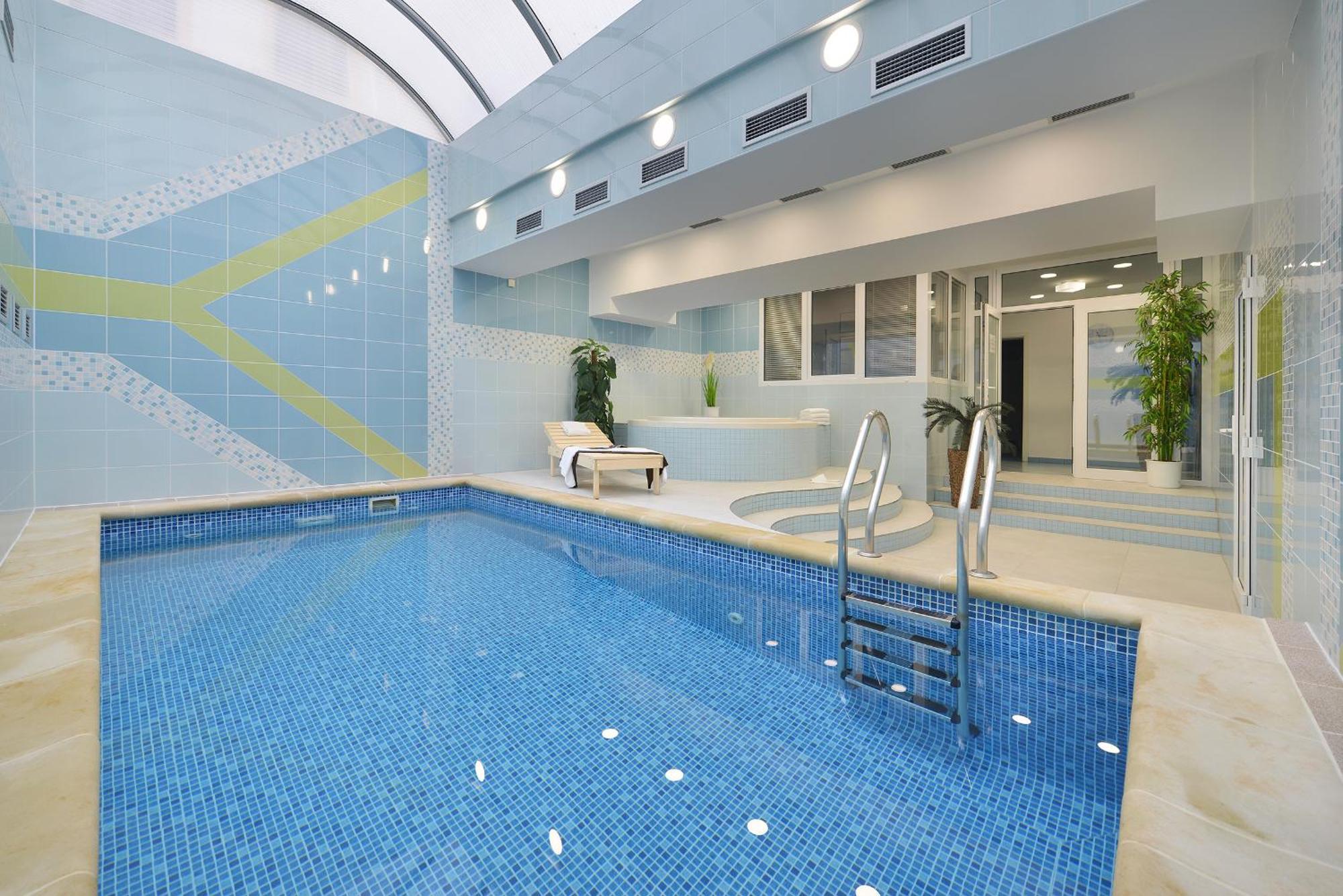 Hotel Podhrad Hluboká nad Vltavou Esterno foto