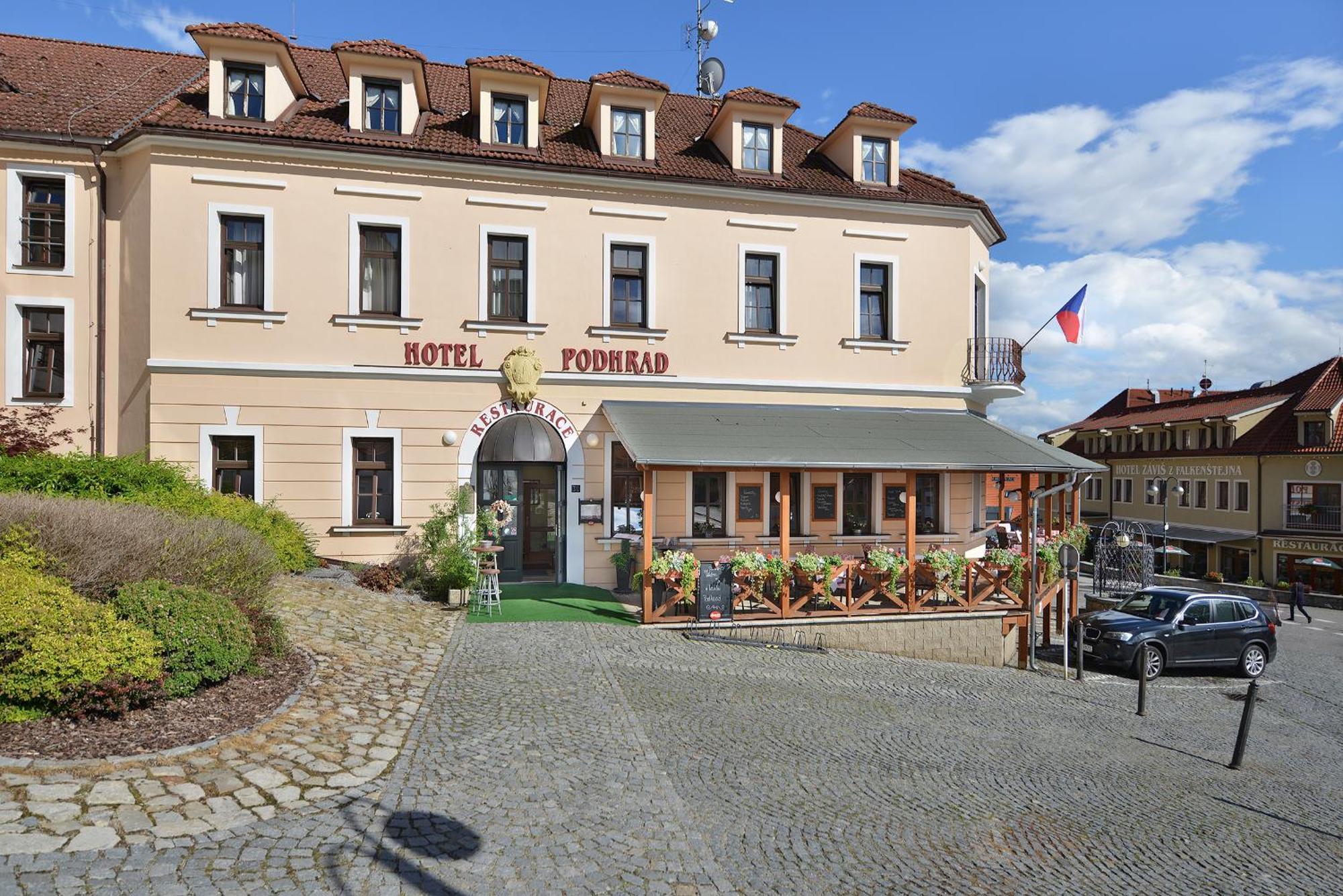 Hotel Podhrad Hluboká nad Vltavou Esterno foto